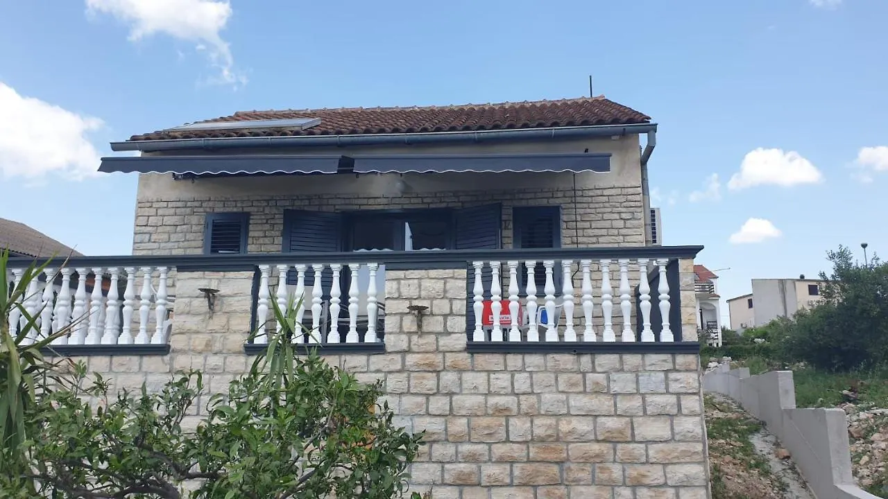 Harmony Home Drage Holiday home